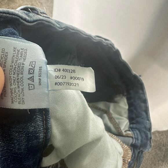 Express Women’s Skyscraper Mid Rise Hyper Stretch Slit Hem Jeans | Size Medium - Picture 11 of 15